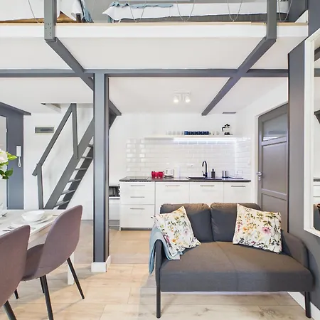 Superapart Rakowiecka 43a - Dwupoziomowy Apartmán Varšava